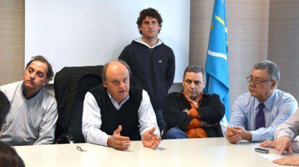 Docentes definen hoy si vuelven a clases