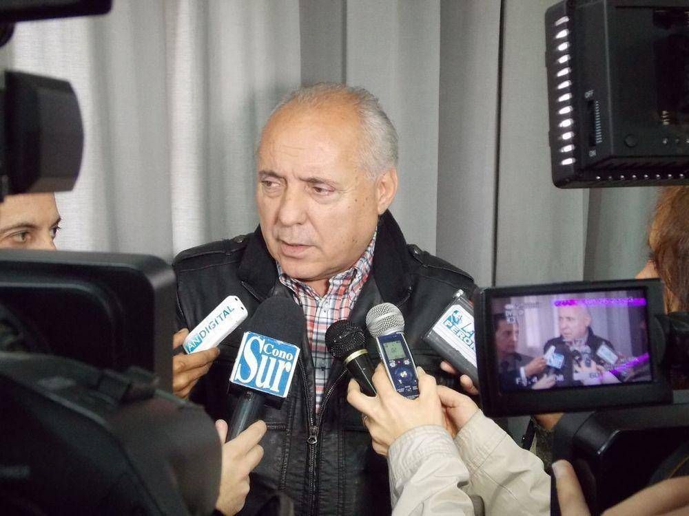 Intendente Regueiro anunci� la construcci�n de la Comisar�a Segunda