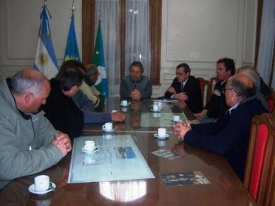El Intendente recibi� al nuevo Consejo Administrativo de la Cooperativa de Transportistas