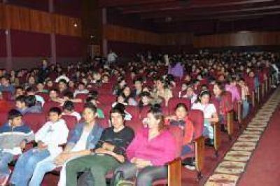 Mazzuchelli propone potenciar el apoyo a las actividades art�sticas