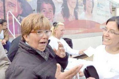 Concluir� en Paran� con 16 mil anteojos entregados