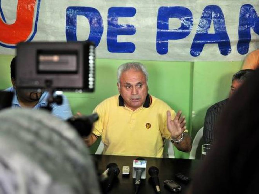 Grave denuncia laboral de UTHGRA