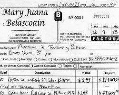 Un alto funcionario del Ministerio de Turismo estar�a involucrado en irregularidades con contratos millonarios