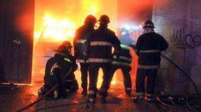Familia pierde todo en incendio