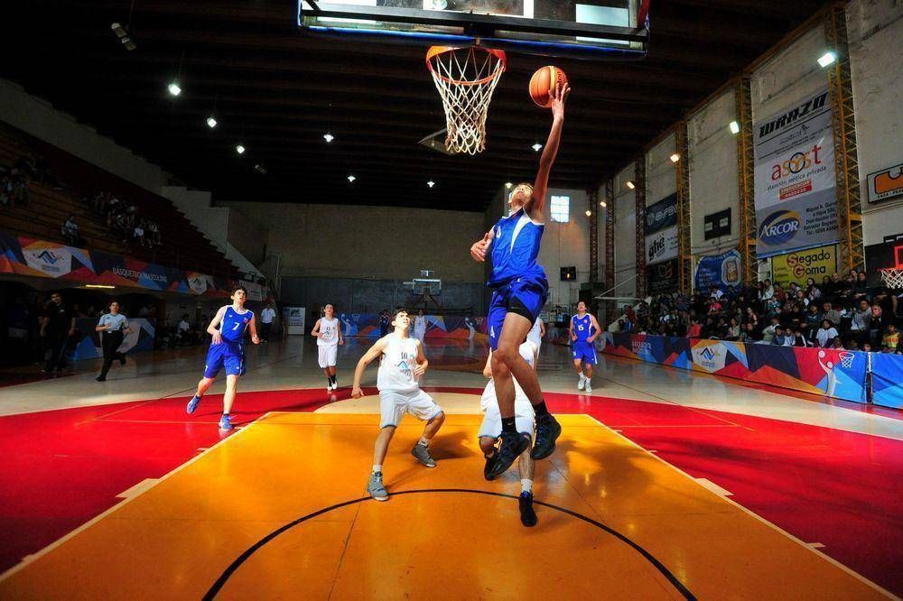 Sociedad Espa�ola debut� con un triunfo en el Torneo Federal de B�squet