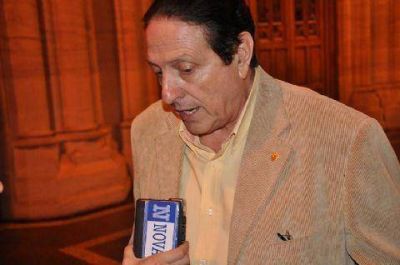 Estado de alerta en ministerios por env�o de paquete de leyes al Senado bonaerense