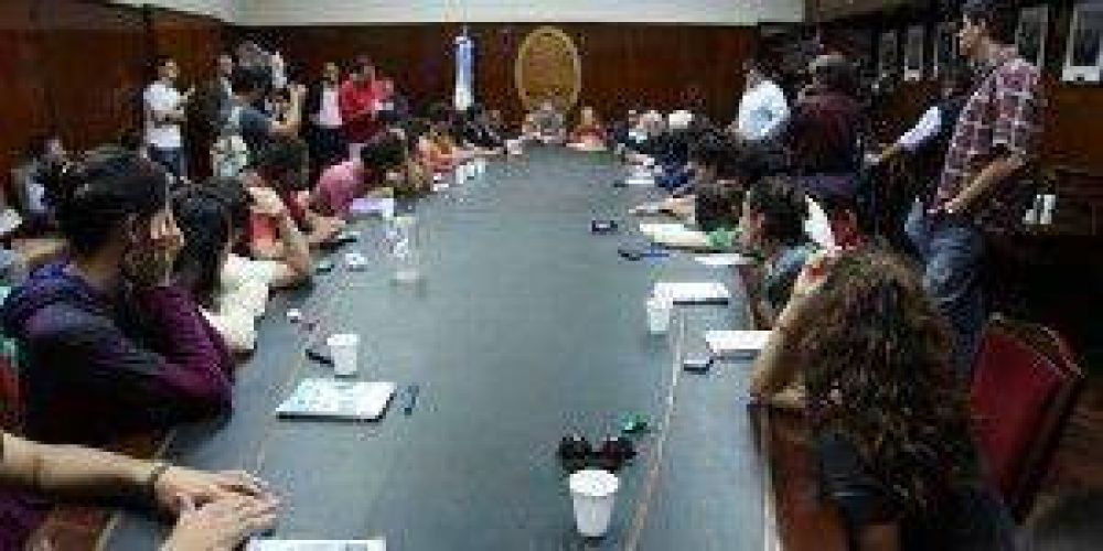 Cerisola convoc� a sesi�n extraordinaria del Consejo Superior