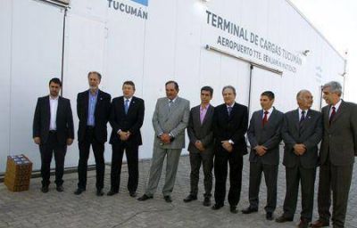 Cristina inaugur� por videoconferencia la terminal de cargas de fruta en el Aeropuerto 