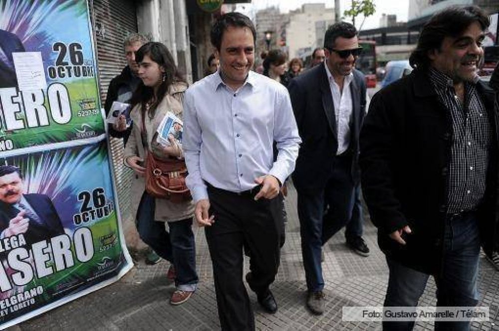 Cabandi�: "En seis a�os de gesti�n Macri no urbaniz� ninguna villa"