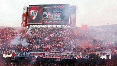El Ministerio de Seguridad clausura platea del Monumental