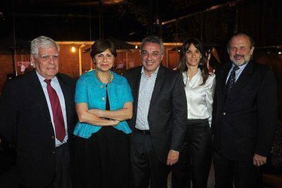 Zamora y Malena, presentes en el Aniversario de la ONG Las Tunas
