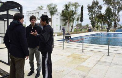 Juan Andreotti ultim� detalles para la inauguraci�n de la segunda pileta p�blica climatizada