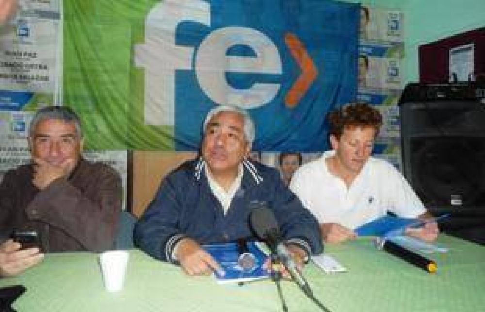 Salazar neg� que Fe tenga acuerdo con otros partidos para las elecciones