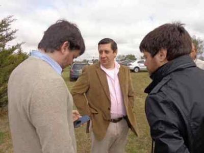 Sin entrar en �colisi�n� pol�tica, N�stor �lvarez desminti� al intendente de Trenque Lauquen, Ra�l Feito