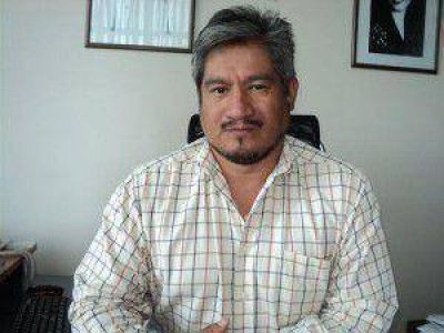 Para el titular de la CGT Jujuy, el FPV �es un partido que ha usurpado y que quiere imponernos una letra K al Peronismo�