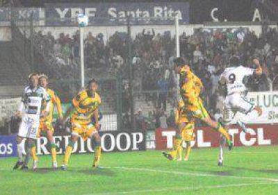 Ariel Su�rez dirigir� Instituto de C�rdoba-Sarmiento