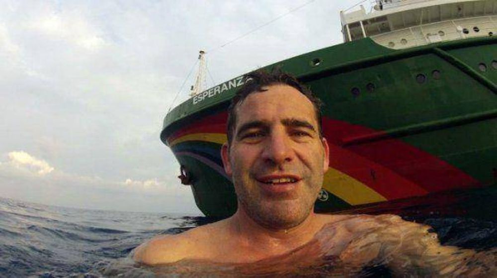 La esposa de Hern�n viajar� a Rusia con su hija