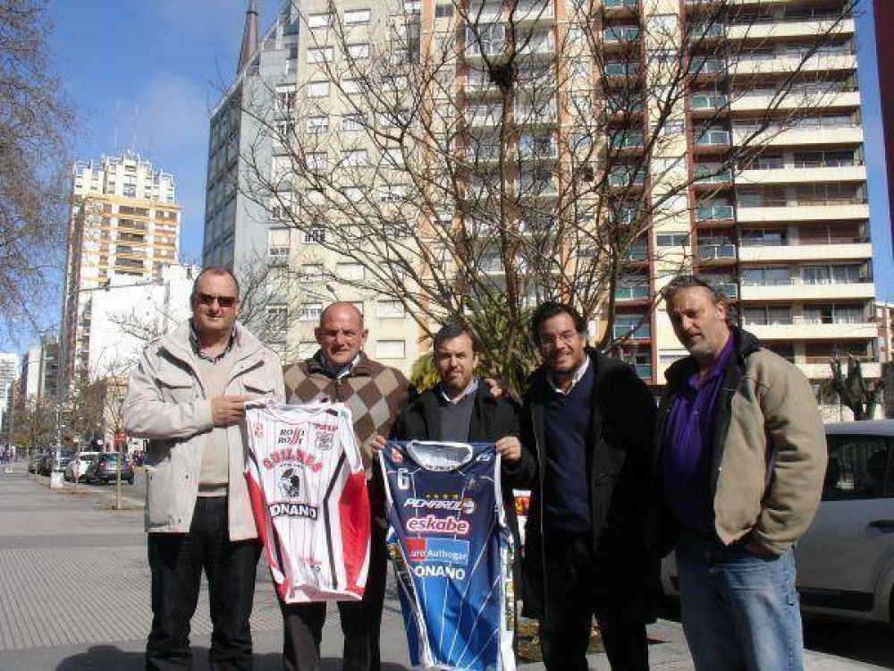 El cl�sico por la no violencia se juega en La Catedral