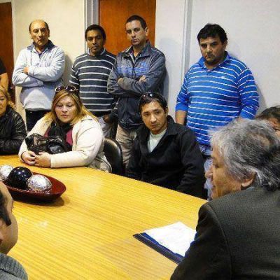El gobierno adquiri� 100 unidades autom�viles 0 km para renovar la flota de taxis