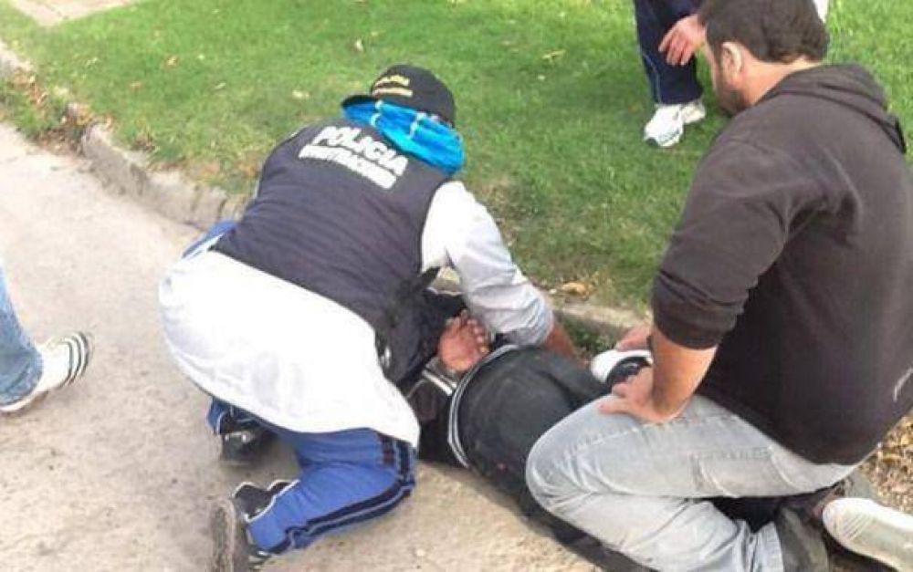 Llamados extorsivos y un secuestro virtual: tres detenidos en dos causas