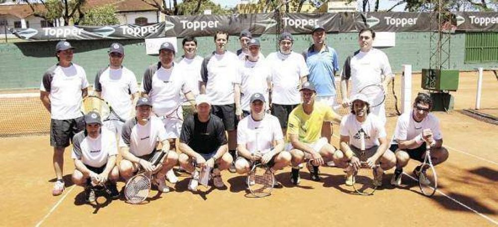 El capit�n argento de la Copa Davis estuvo de visita en la tierra colorada