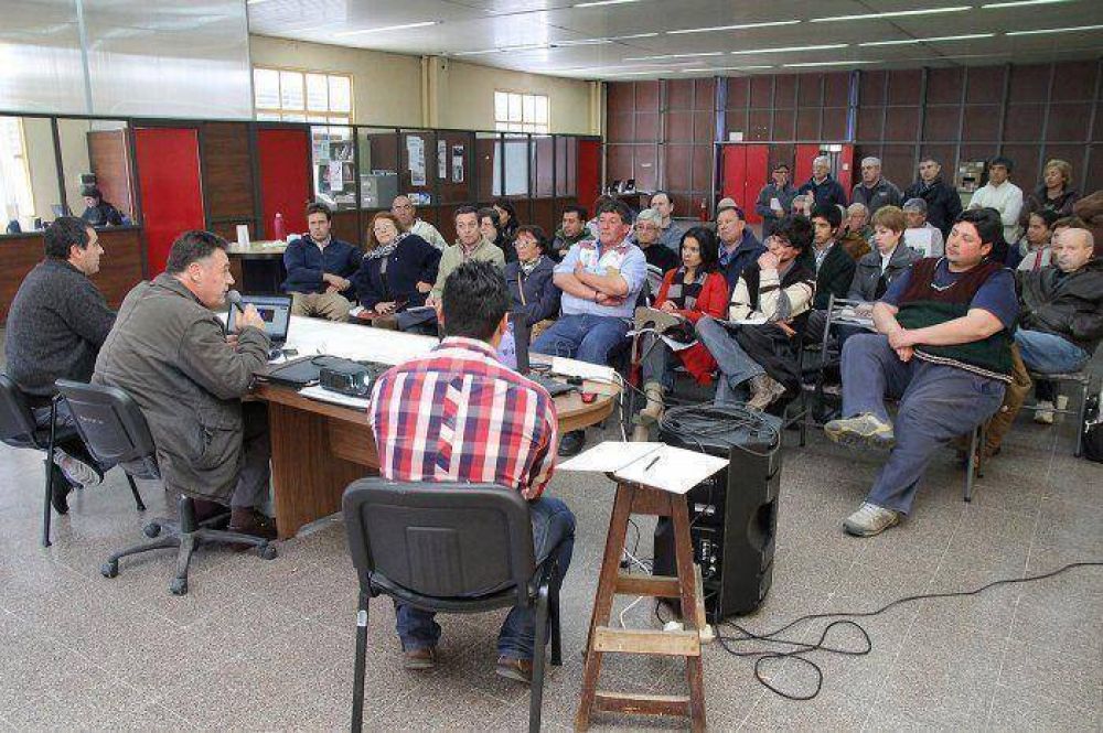 Encuentro con comisiones vecinales para avanzar en la planificaci�n de obras