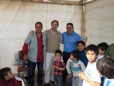 Jalil visit� a los vecinos del B� San Jos� Obrero