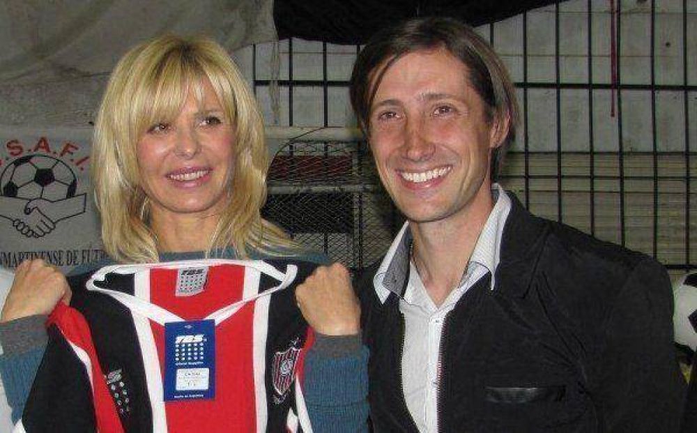 Rabolini y Letcher entregaron subsidios y kits deportivos a clubes de San Mart�n