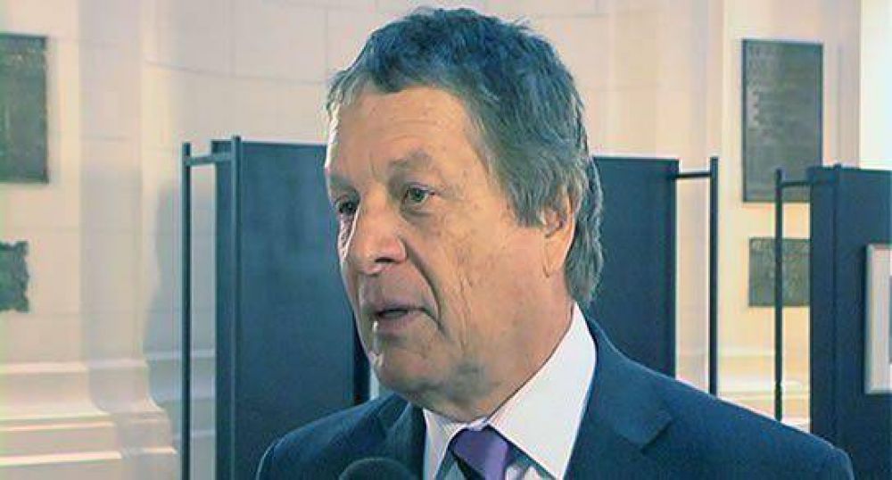 �No es el momento de reformar la Constituci�n�