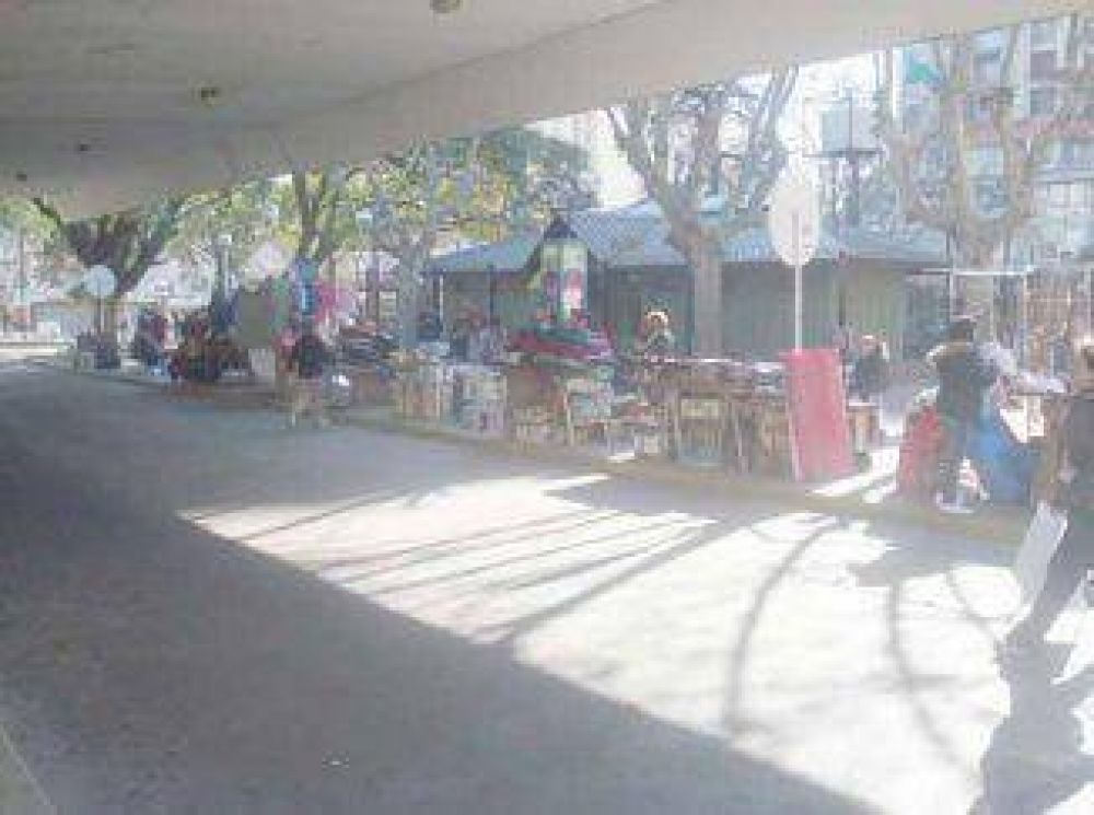La Saladita de la Estaci�n se rebela y asegura que permanecer� en la plaza