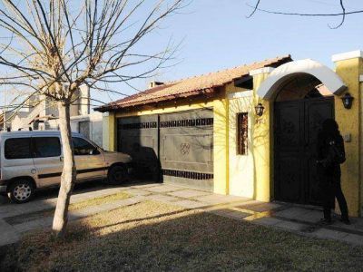 Saquearon una vivienda de un barrio semi cerrado de Guaymall�n