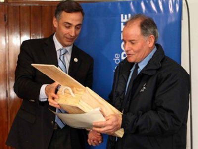 La buena acci�n del d�a: ayud� a una discapacitada y ella lo postul� para un reconocimiento