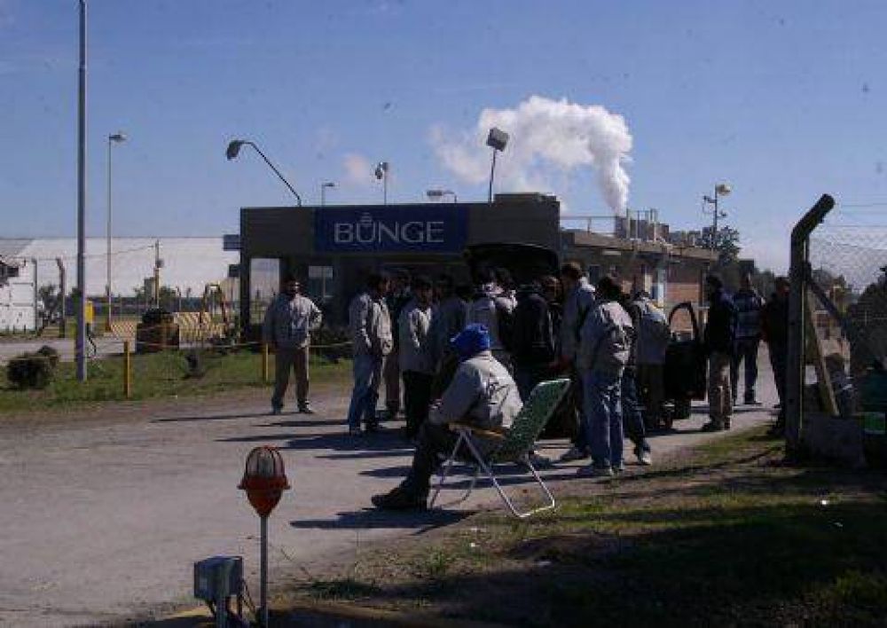 Paro de aceiteros en Bunge