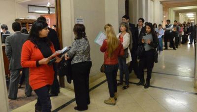 Abogados intervienen para buscar una salida al conflicto
