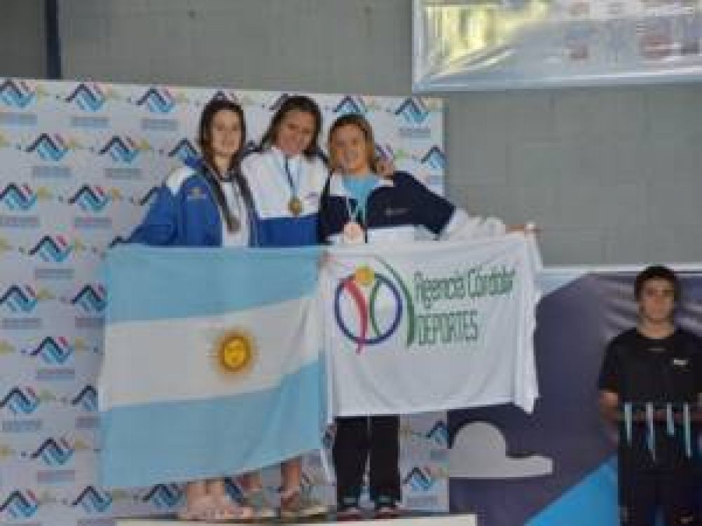 Binacionales: San Luis obtuvo su segundo oro de la mano de la nataci�n