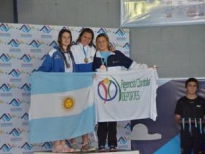 Binacionales: San Luis obtuvo su segundo oro de la mano de la nataci�n