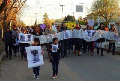 Merlo: realizaron una marcha para pedir justicia por las v�ctimas fatales del incendio