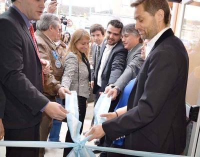 Se inaugur� formalmente el edificio legislativo �Puerto Argentino�