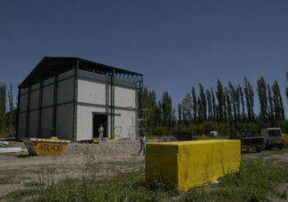 Se inaugura c�mara de fr�o en Fern�ndez Oro
