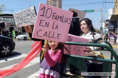 Nueva protesta frente al municipio de Tigre por un desalojo