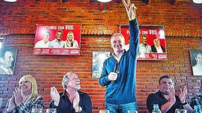 De Narv�ez almorz� con Plaini y ratific� la tregua con el moyanismo