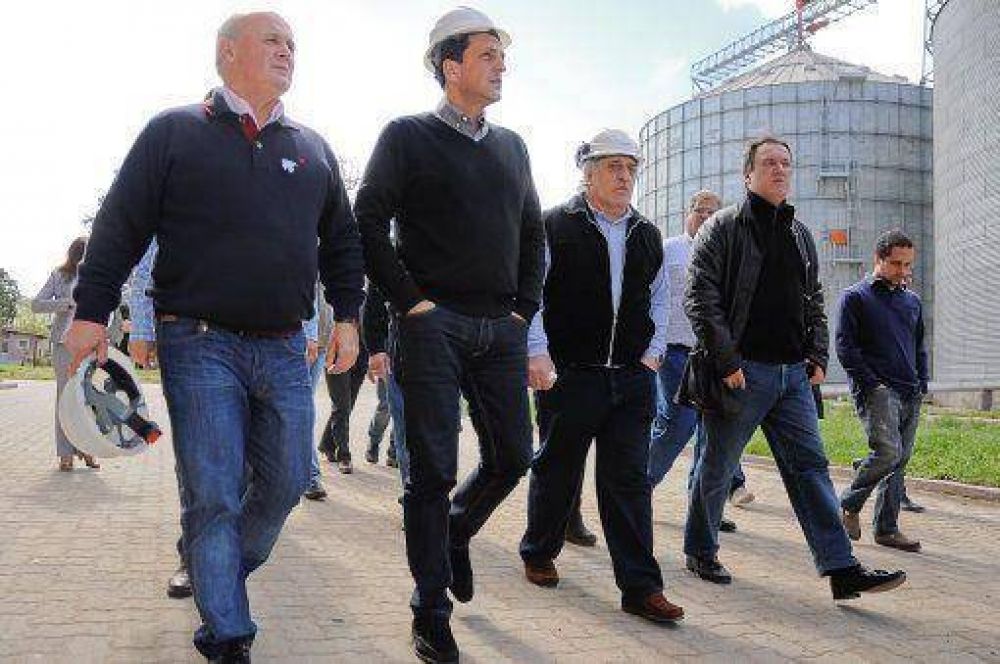 Massa carg� contra Moreno:"Es un funcionario con una tremenda ignorancia"