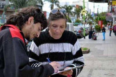 El Frente Renovador inform� que ya reunieron m�s de 10 mil firmas pidiendo la Polic�a Municipal  
