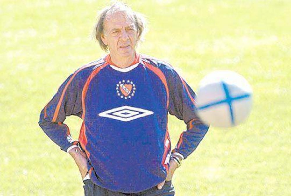 Menotti est� con un pie adentro y Gallego se llev� una sorpresa.