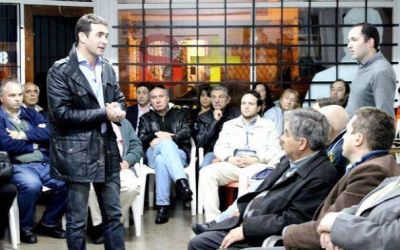 Hogan se reuni� con vecinos de Mar del Plata