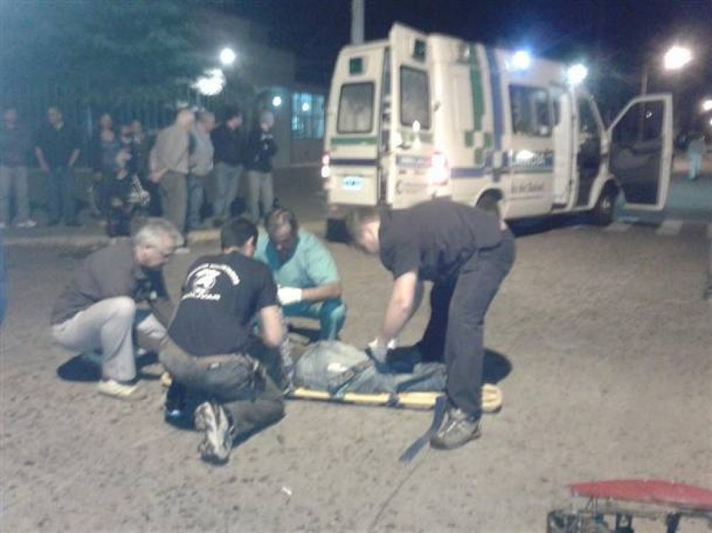 Colisi�n entre una moto y una camioneta