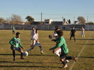 El f�tbol local retoma su actividad, en Primera y Segunda