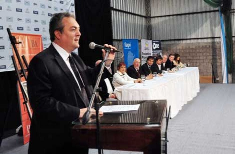 Imponen el nombre de Julio Siri al Parque Industrial de Chivilcoy en reuni�n de APIBA 