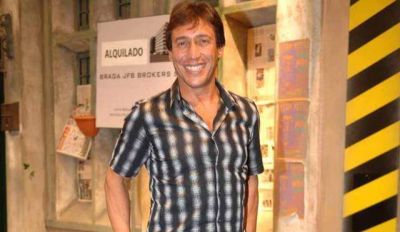 Fabi�n Gianola dej� a Flor de la V y se fue con Nazarena V�lez.