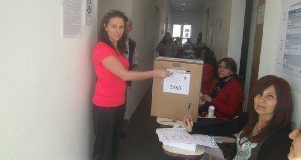 Carlos Paz elige ombudsman en ensayo previo a las legislativas